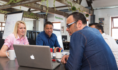 Le coworking : entre télétravail et bureau en entreprise Le coworking : entre télétravail et bureau en entreprise
